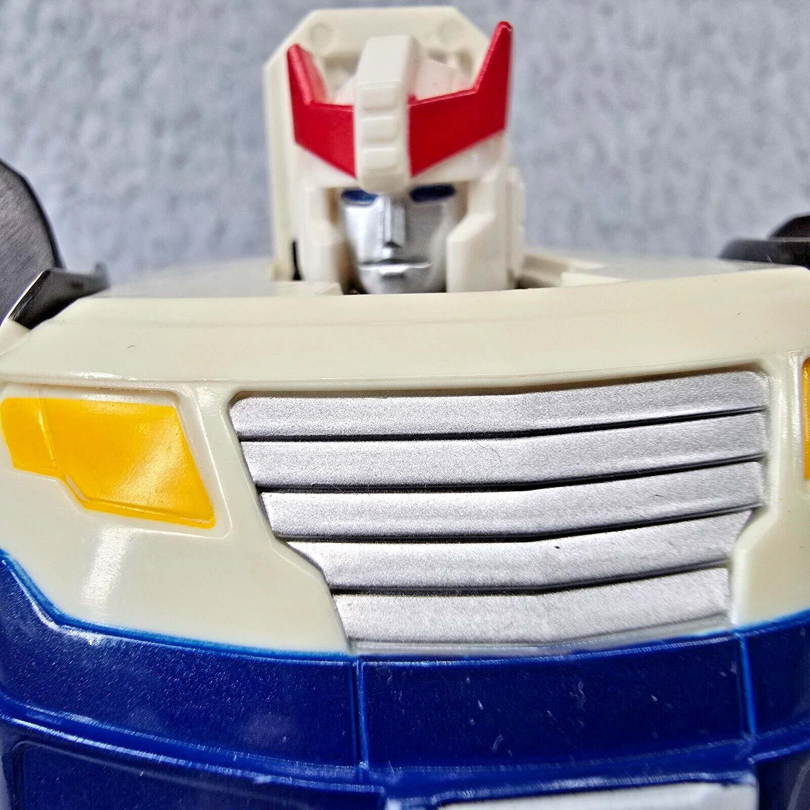  transformers prowl cyber battalion autobot 2016 police car 