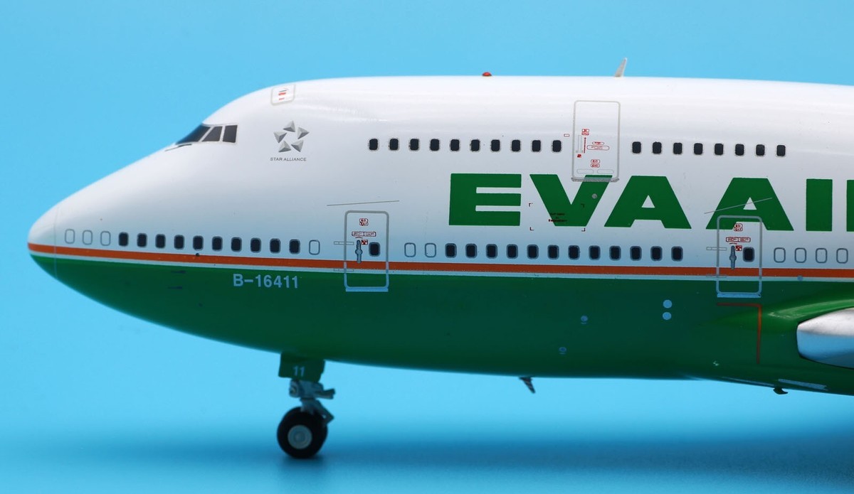 エバー航空 747-400 B-16411 1/200 JC WINGS EVA AIR 1/200 Boeing 747-400 Flaps Down