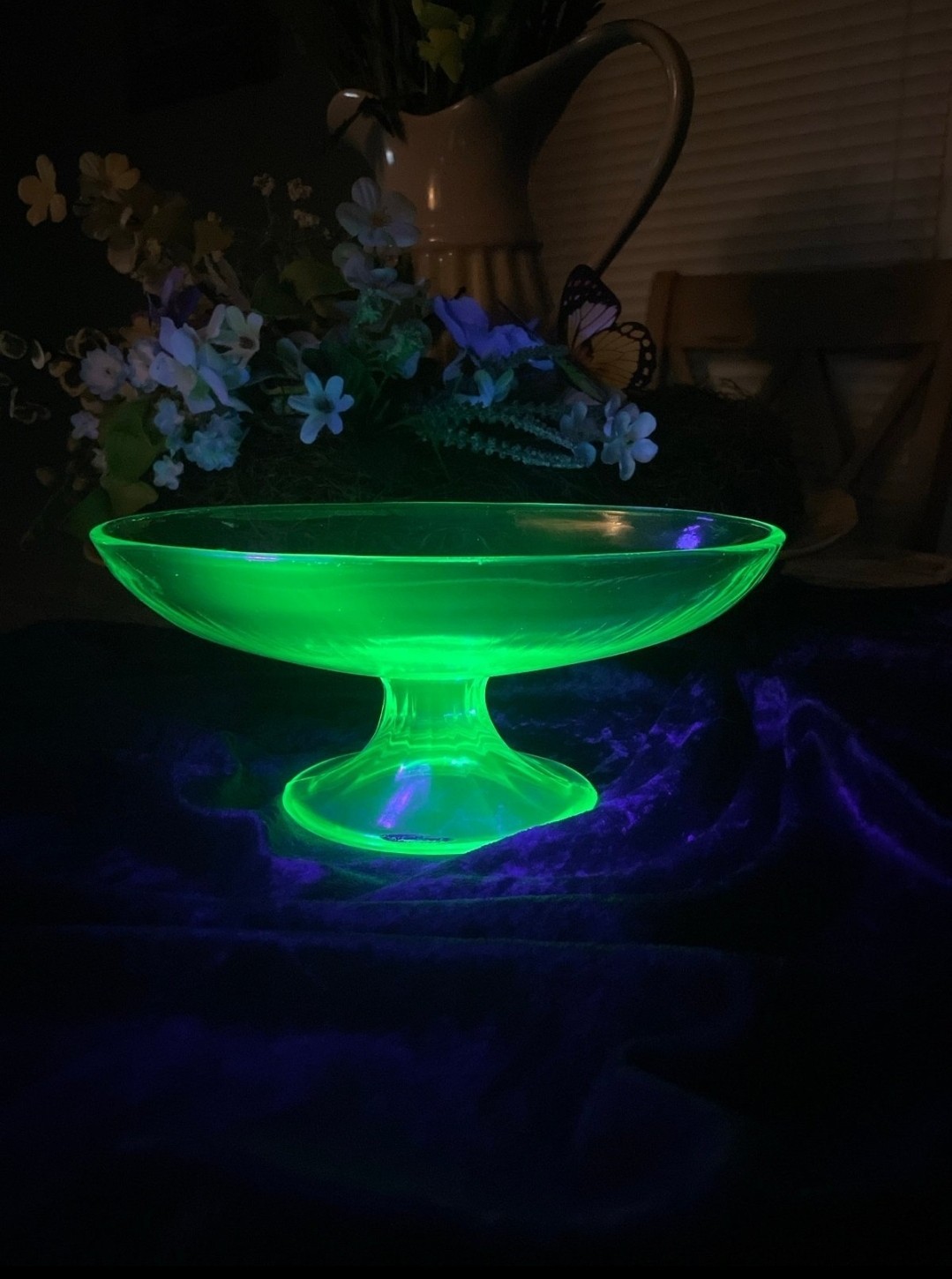 Picture 1 of 4