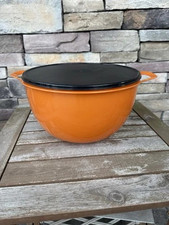 Tupperware THATSA MEGA BOWL 42 CUPS ORANGE WITH BLACK SEAL LID NEW