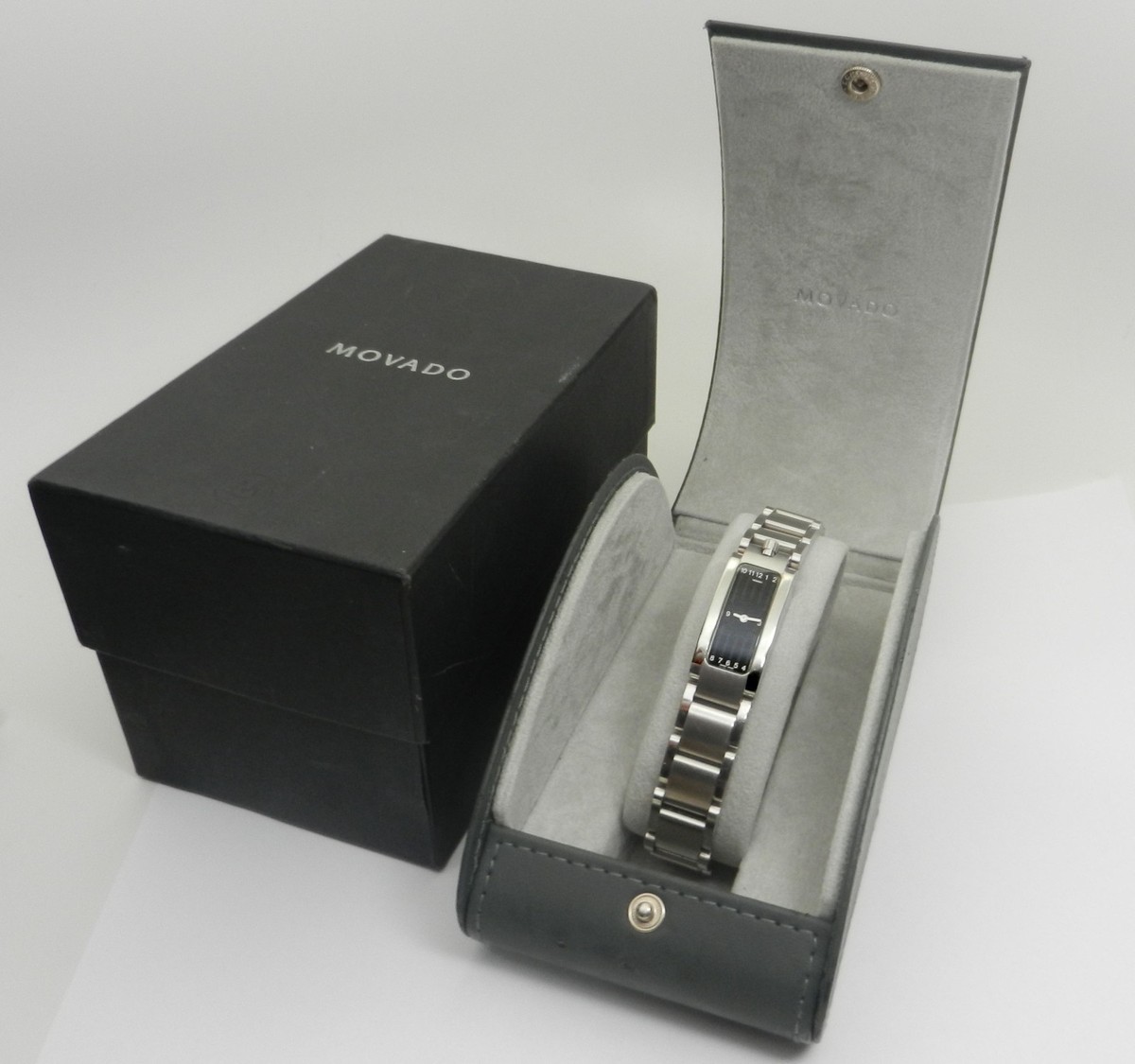 Authentic Swiss Made Movado Women display picture 3