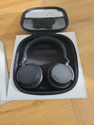 Microsoft Surface Headphones 2 - Mattschwarz