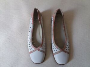 Women S K By Clarks Shoes Uk Size 7 Mint Condition Ebay