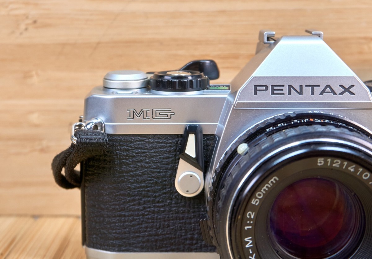 PENTAX MG SMC PENTAX 50mm f/2付き Pentax MG 35mm SLR Film Camera, SMC Pentax-M 50mm F2 lens