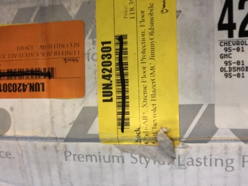 Lund 420301 Extreme Catch All Rear Rubber Floor Mat 95-01 Blazer/jimmy/bravada - Picture 6 of 6