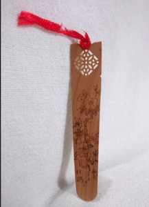 Vintage Handmade Bamboo Wood Bookmark Chinese Motif Signed w/ Cutout Lightweight