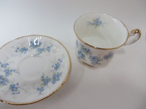 Paragon Porzellan Remember Me Teetasse & Untertasse England blaue Blumen - Bild 3 von 7