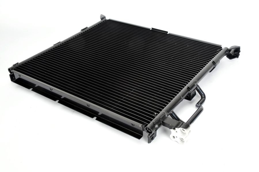 Für NRF NRF 35586 Air conditioning condenser  35586 A/C condenser fits: BMW 3 (