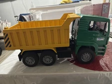 Bruder #02765 MAN TGA Tip Up Dump Truck! NEW! #2765