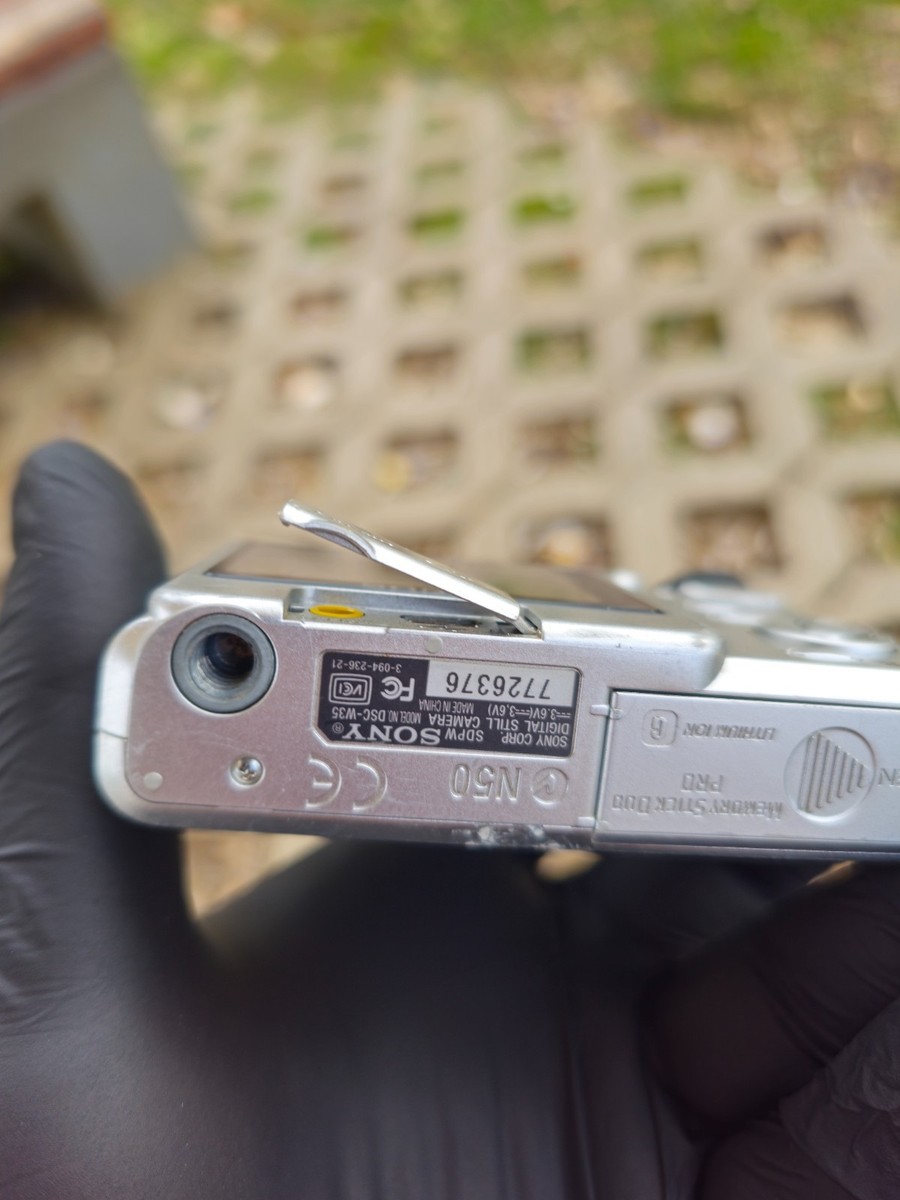 Sony Cyber-shot DSC-W35 7.2MP Digital Camera - Silver for sale