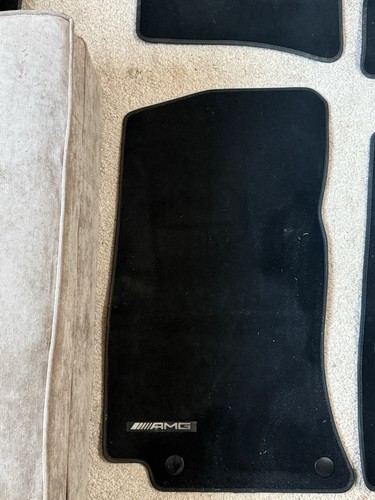 GENUINE MERCEDES E CLASS W214 AMG 2023-PRESENT VELOUR FLOOR MATS SET OF 4 - Picture 2 of 9