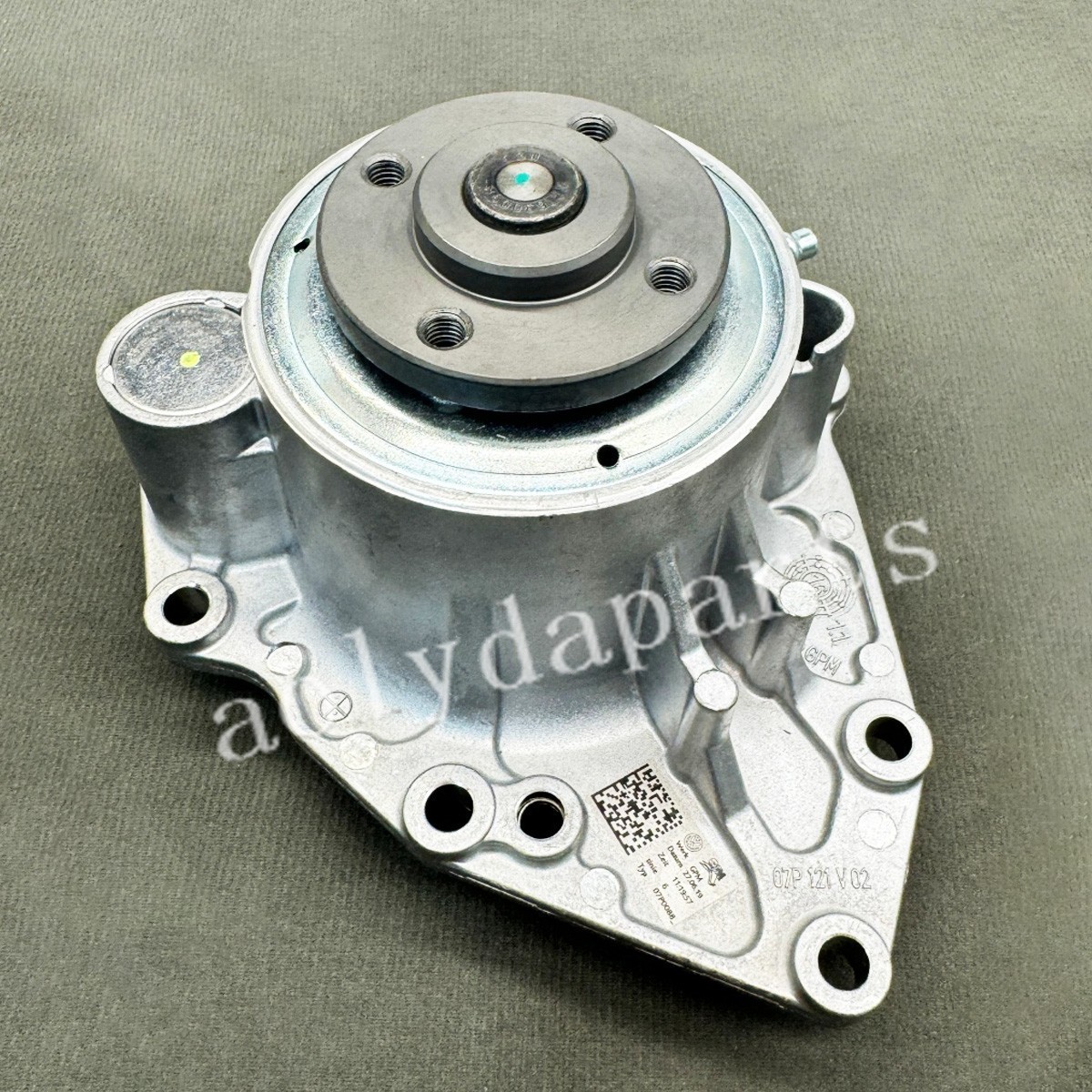 NEW Coolant Water Pump For 2017-2020 Bentley Bentayga 6.0L W12 07P121008A/B/C