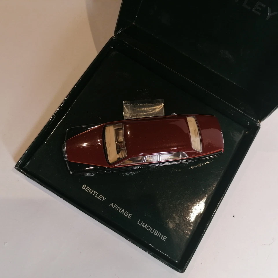 Bentley 1:43 Diecast Arnage Limousine Boxed - Image 4 of 4