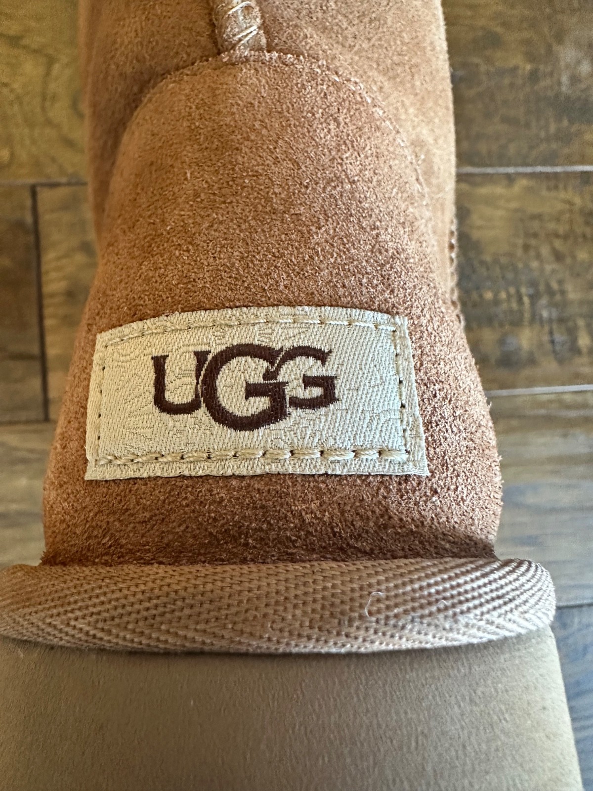 UGG OVER THE KNEE BAILEY BUTTON BOOTS 8 CHESTNUT  TAN HOLOGRAM EUC FUR RARE! image 3