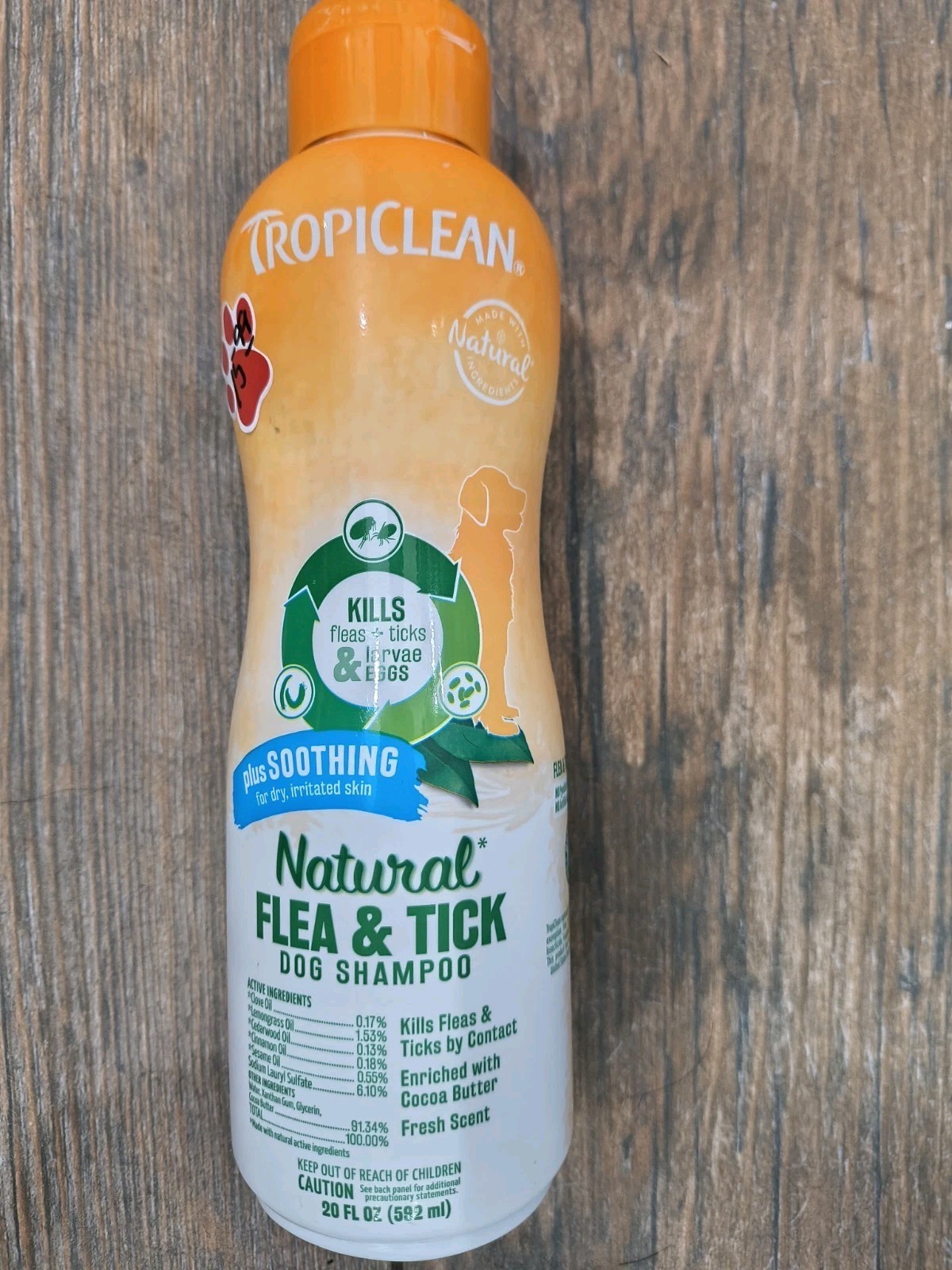 TropiClean Natural Dog Shampoo, 20 Oz | Natural & Cat Friend