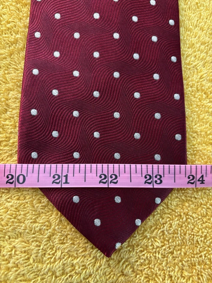 Corbata de seda roja vino Aquascutum nueva sin etiquetas con lunares blancos tejidos 3,75x58 hecha en EE. UU. Foto 3 de 4