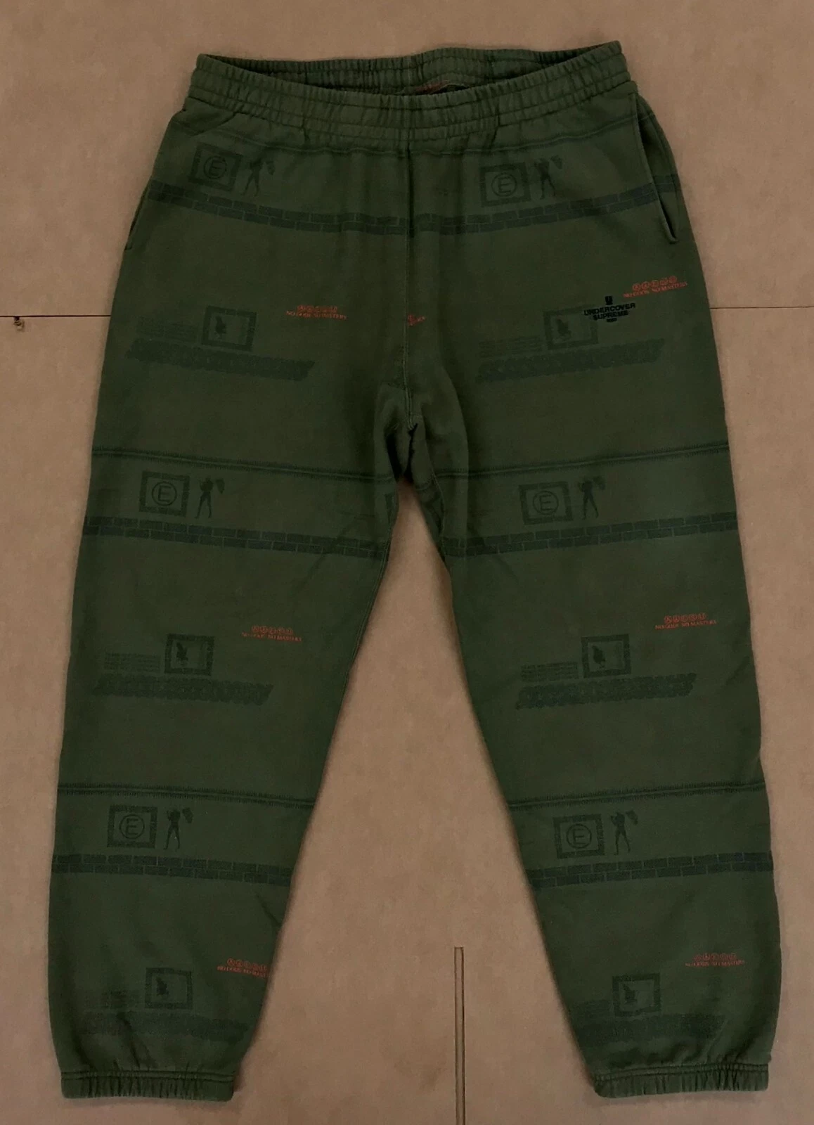SS23 SUPREME X PANTALON DE SURVÊTEMENT OLIVE FONCÉ TAILLE XL (#47