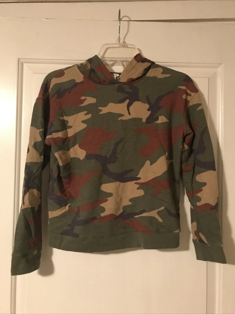 Forever 21 sale camo hoodie
