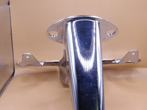 NOS Yamaha XS650 1975-79 XS500 75 XS1 70 Genuine License Bracket 341-84751-61-93 - Picture 7 of 7