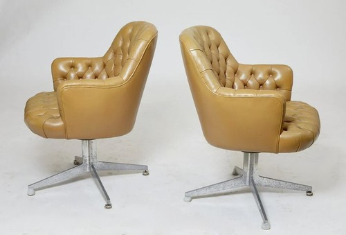 1950s Midcentury modern Tufted Beige Leather Swivel Armchairs-a Pair - Picture 2 of 3