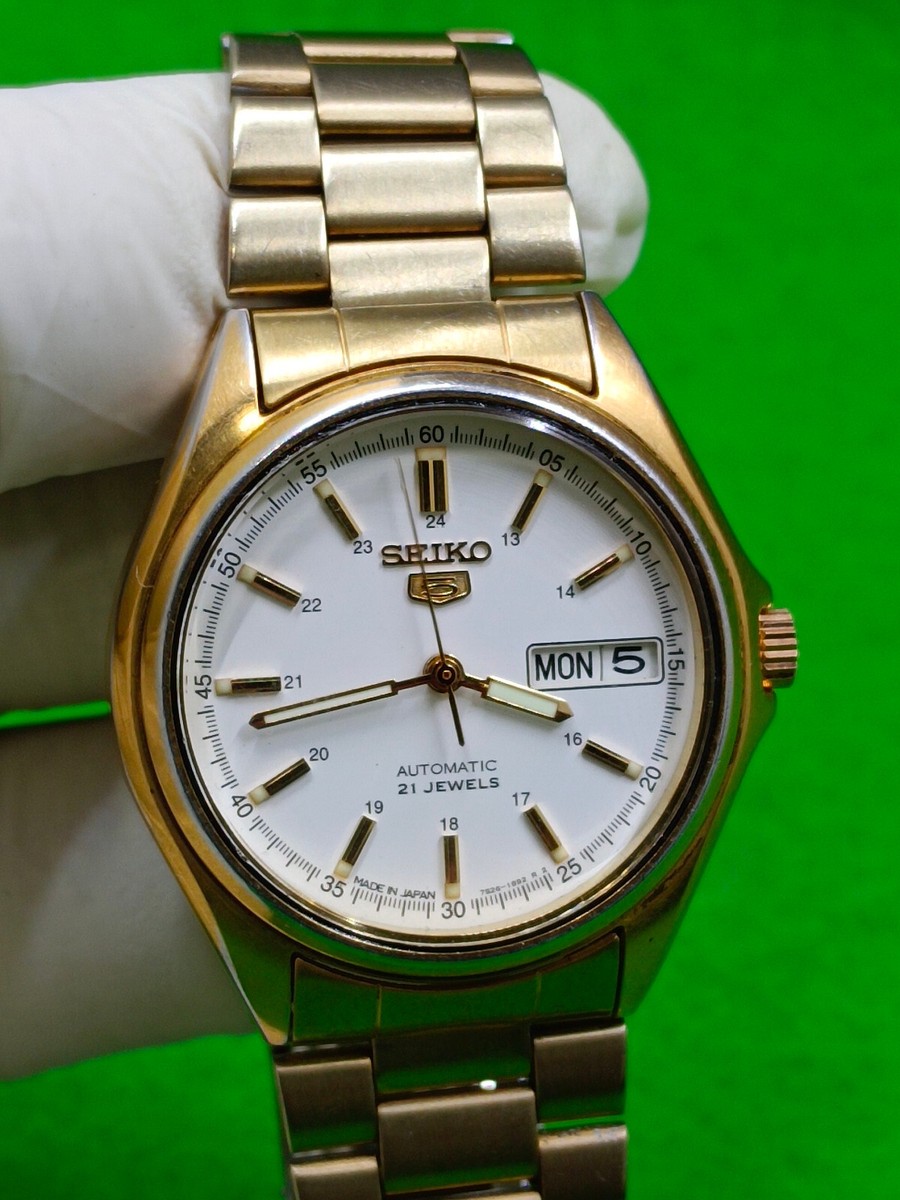 vintage SEIKO 5 watch Automatic Japan Day / Date Indicator