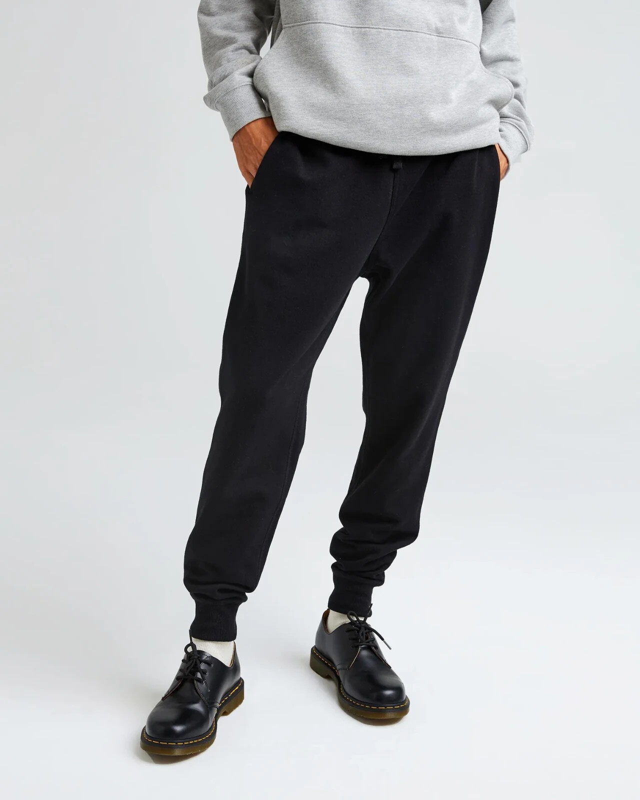 Richer Poorer L135209 Mens Black Recycled Fleece Sweatpants Size XXL