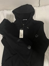 Ensemble Cp Company Noir Taille L Jamais Utilisé Encore Neuve.
