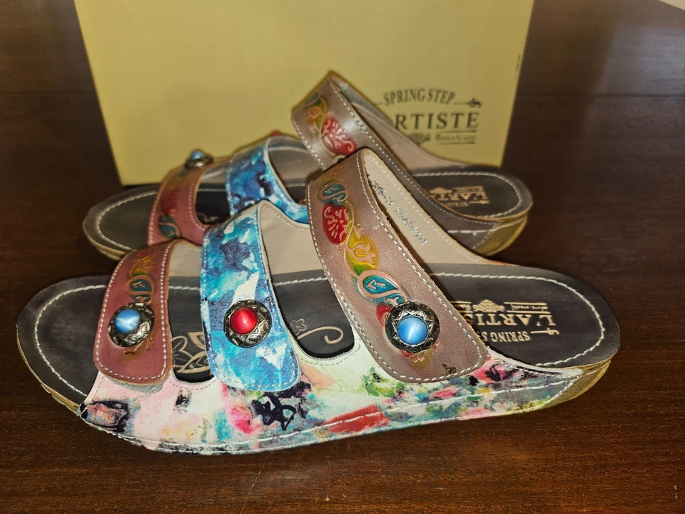 LArtiste Spring Step Sandals Womens 9.5-10 Castlewalk Slip On Slide Floral NEW - Image 3 of 4