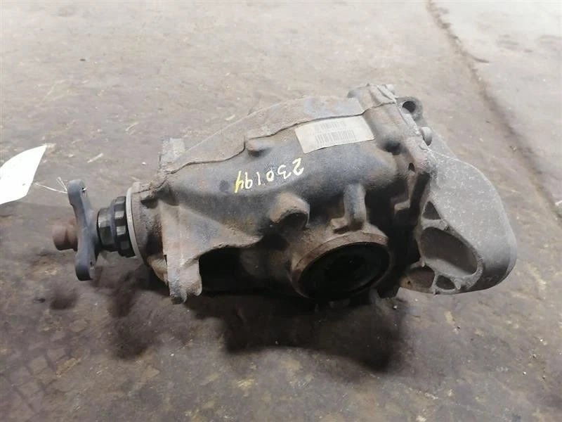 Differential Carrier Rear AWD Automatic Transmission Fits 12-18 BMW 320i 1131137 - Image 2 of 4