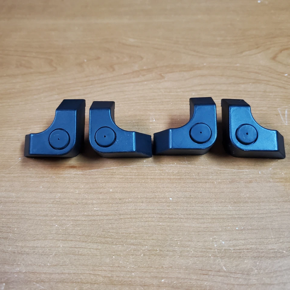 Hamilton Beach Model 3156C Toaster Oven  Feet With Rubber Inserts and Screws