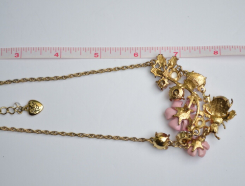 Betsey Johnson Spring Glam Flower Bug Lucite Pink Fly Crystal Necklace - Picture 8 of 8