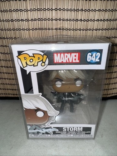 Funko Pop Vinyl Bobblehead Figure STORM #642  X-Men Marvel W/Protector
