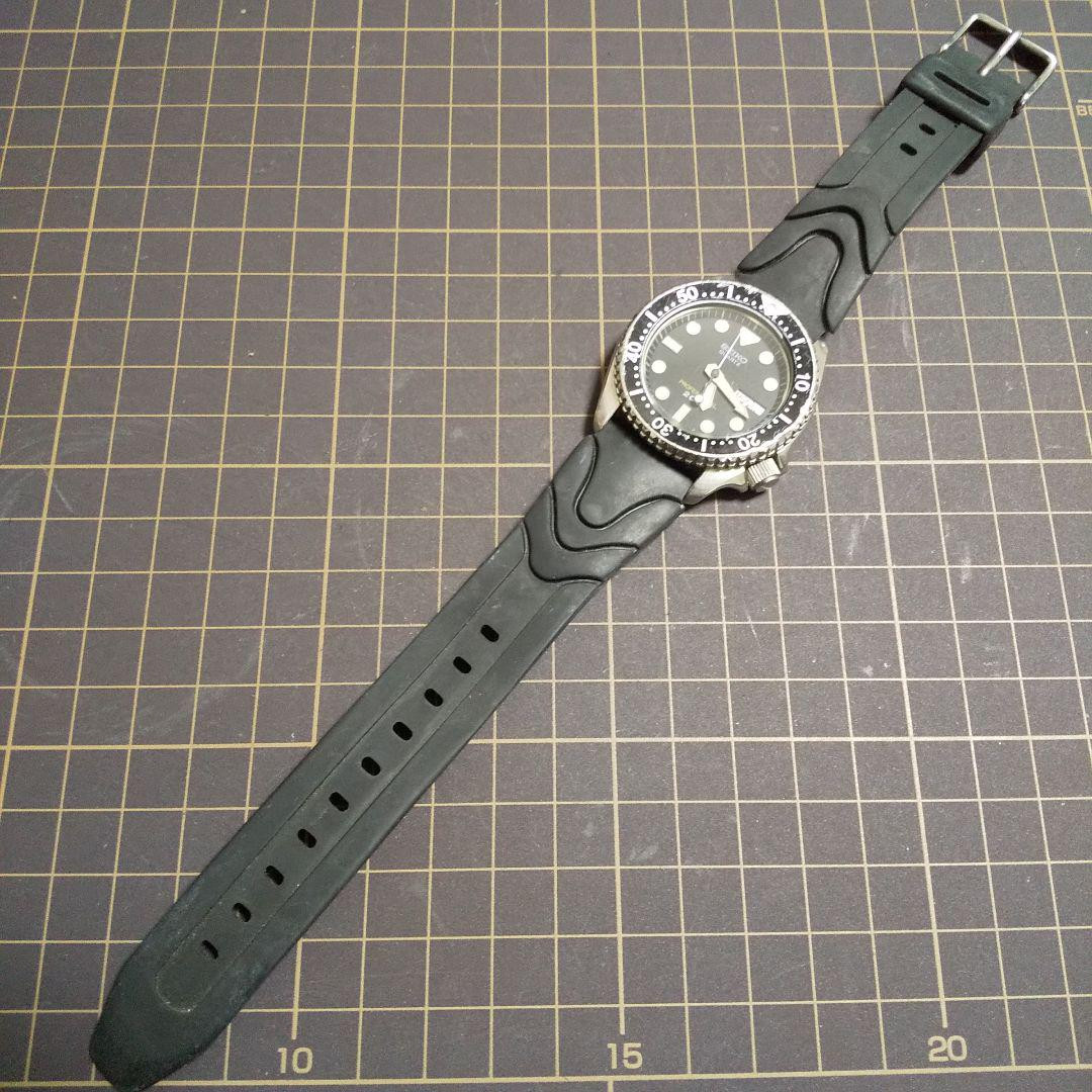 SEIKO ダイバー　6458-6020 1985 Seiko Quartz Professional 200m Diver 6458-6020 – TokeiMedic