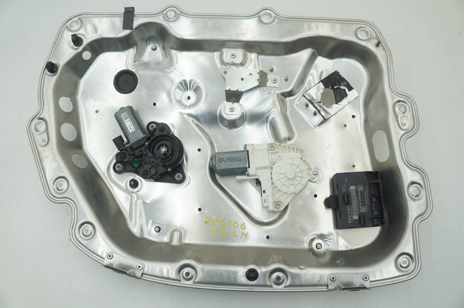 Rear Left Door Regulator Plate 4W0839461 Bentley Continental Flying Spur 2013-18