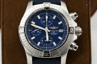 BREITLING Avenger A13385 Stahl 2020 Full Set Leder blau Chronograph blue dial