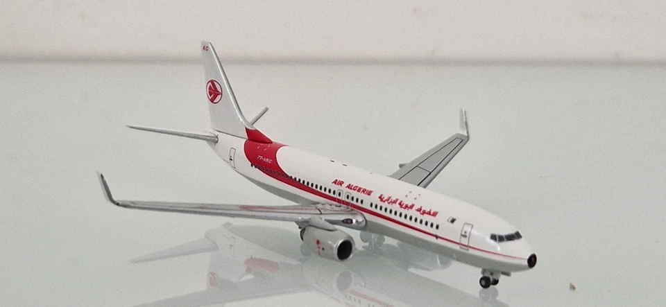 Herpa 518024 1:500 Air Algerie Boeing 737-800 7T-VKC - Photo 2/4