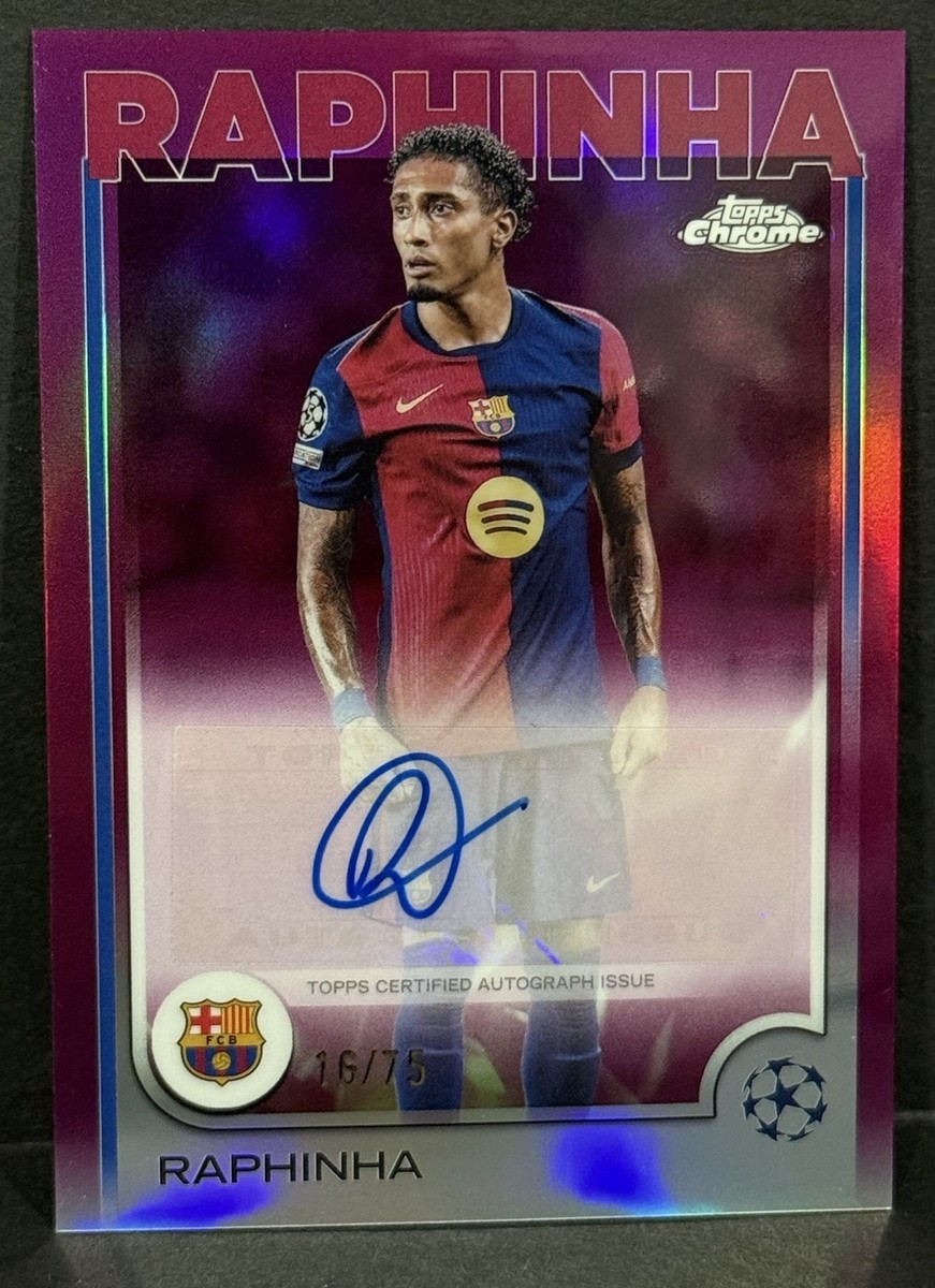 2024-25 Topps Chrome UCC Barcelona Raphinha Auto Magenta Refractor