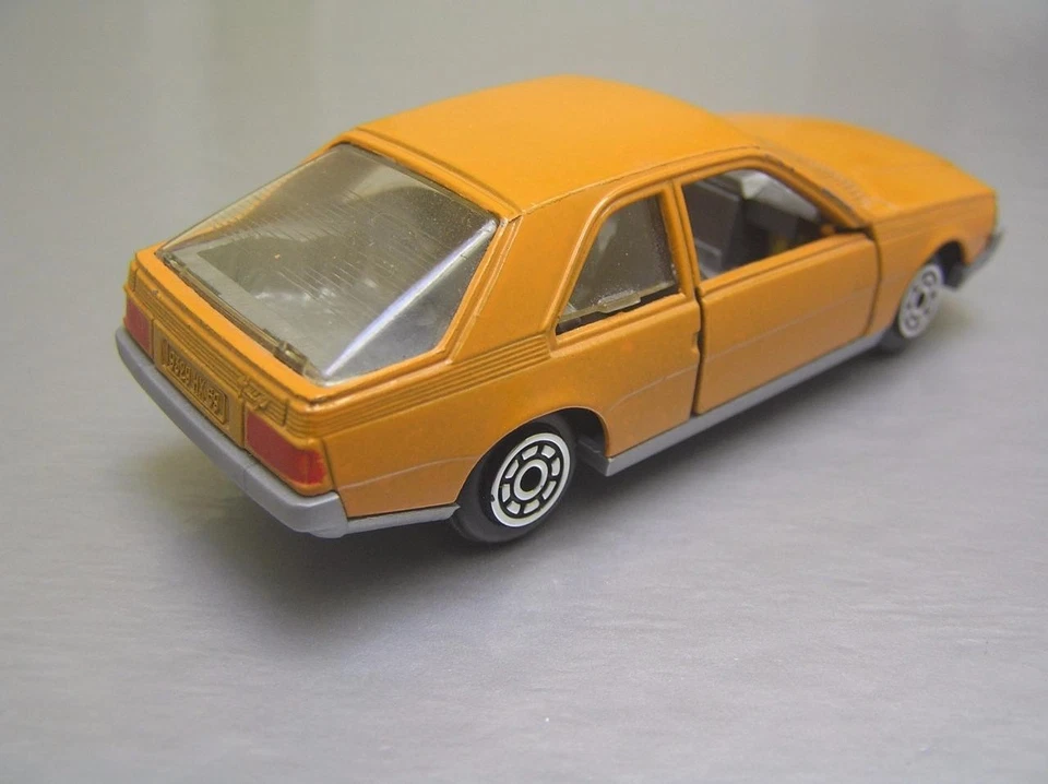 Norev Jet Car Renault Fuego  made in France 1/43 scale EX-NM - Image 2 of 4