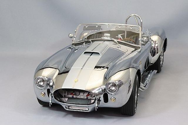 Kyosho 1/12 Shelby Cobra 427 S/C Chrome Limited Edition 100 Kyosho 1/12 Shelby Cobra 427 S/C Chrome Limited Edition 100