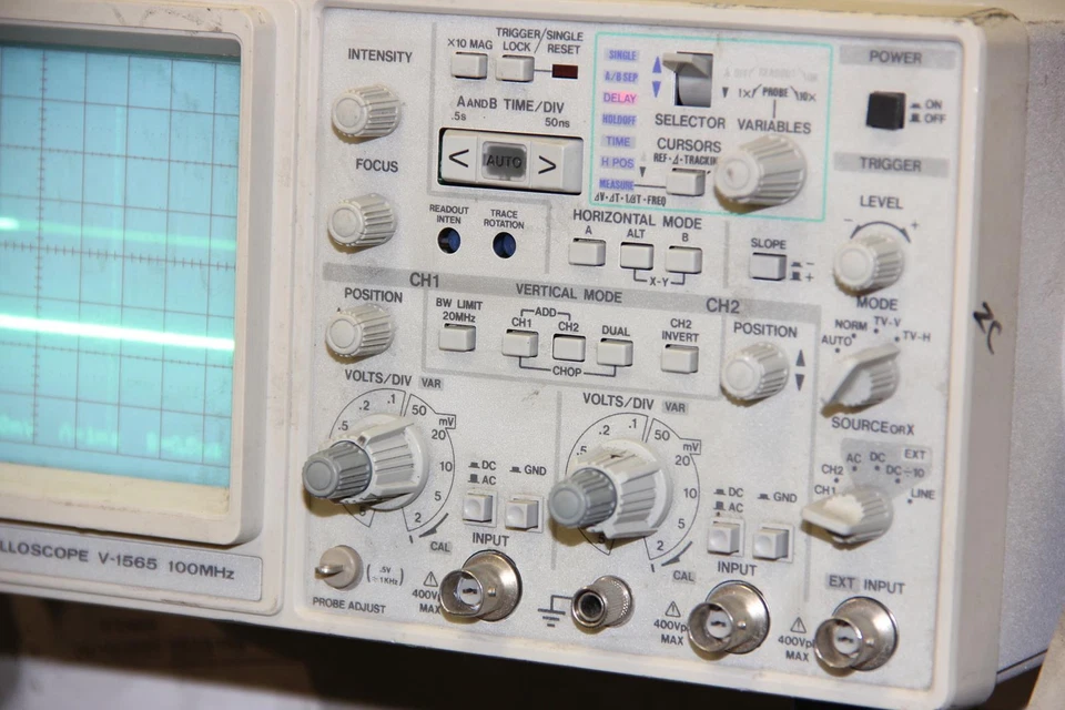HITACHI V1565 100MHz Dual Channel Oscilloscope - Image 2 of 4