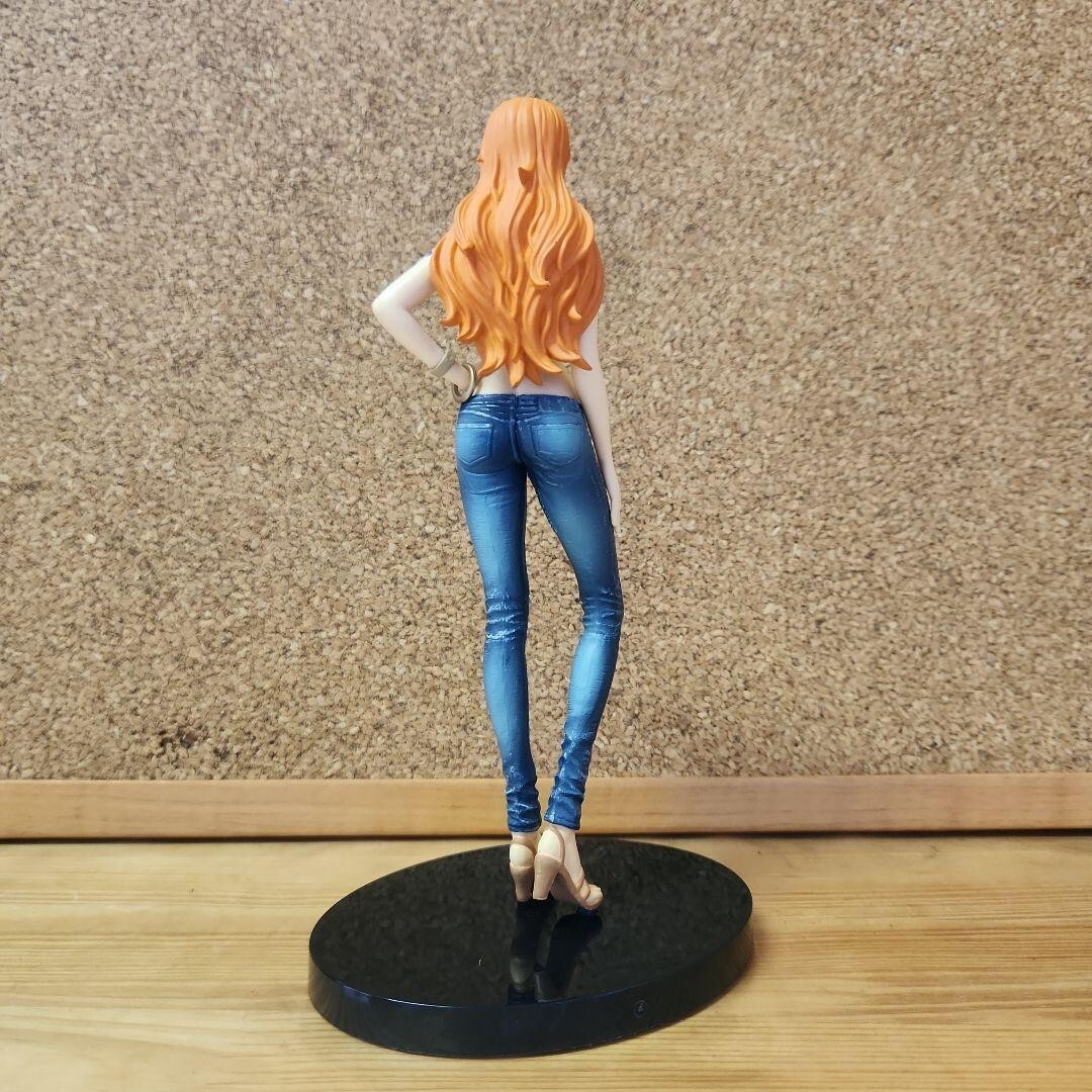 Japan Anime ONE PIECE Nami figure JEANS FREAK Limited to