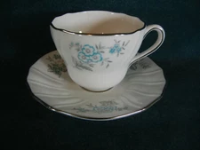 Spode Alicia Y7772 Cup and Saucer Set(s)