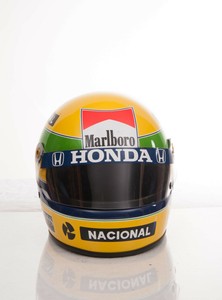 Casque Ayrton Senna 1988 échelle 1/2