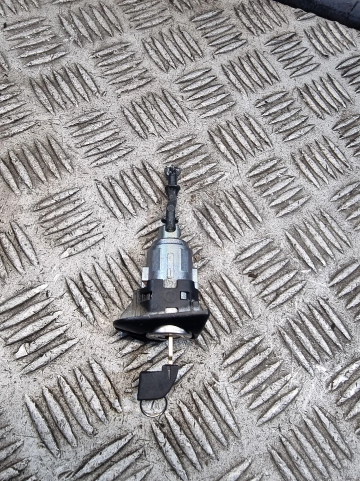 TOYOTA YARIS PORTA CANO COM CHAVE 1.5L CVT HÍBRIDO ELÉTRICO HATCHBACK 2023 - Imagem 4 de 4