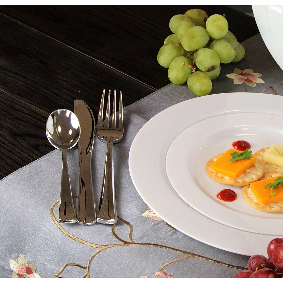 Lillian Polished Silver Extra Heavyweight Disposable Flatware