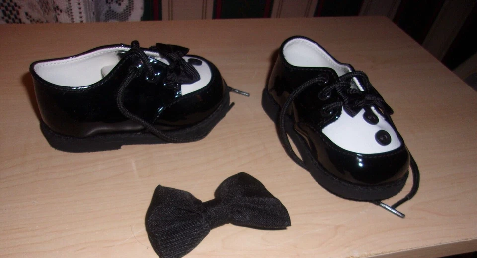 ZAPATOS PARA CAMINAR BEBÉ CIERVO NIÑOS TALLA: 3 NEGRO * BLANCO CON PAJARITA NUEVOS Foto 4 de 4