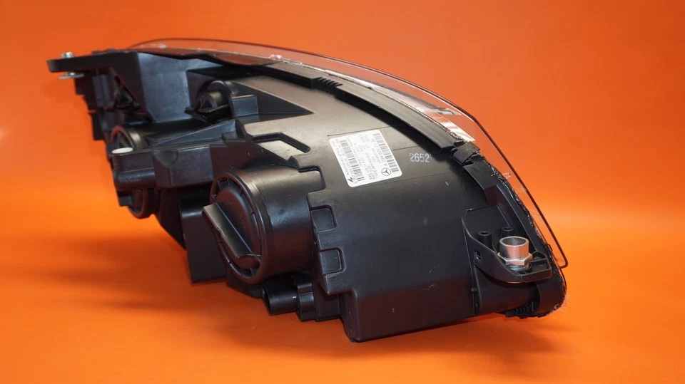 FARO CONDUCTOR IZQUIERDO MERCEDES BENZ C350 2008 2009 2010 2011 HALÓGENO A2048202139 Foto 4 de 4