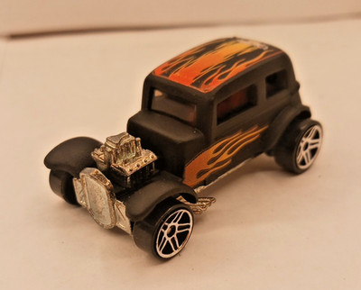 Hot Wheels Ford Vicky - matt black