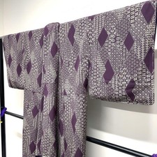 Fine Pattern Crepe Rhombus Geometry Kimono with Flowers Size 154cm Japan