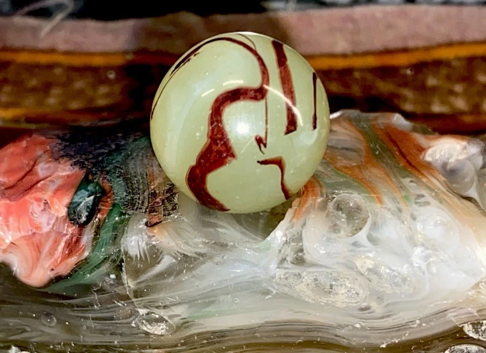 😎Vintage Akro“Lemonade OXblood” Swirl-Mint.59 W/Dug Akro Cullet 1.1x2.6 Inches - Image 2 of 4